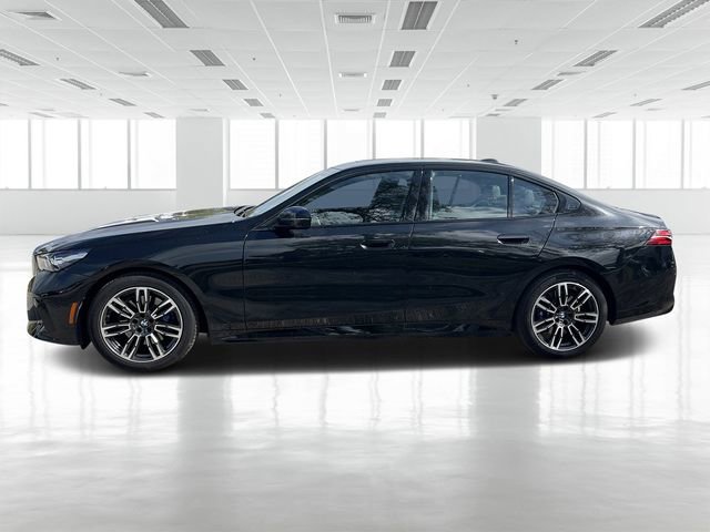 Certified 2025 BMW 530i image 7