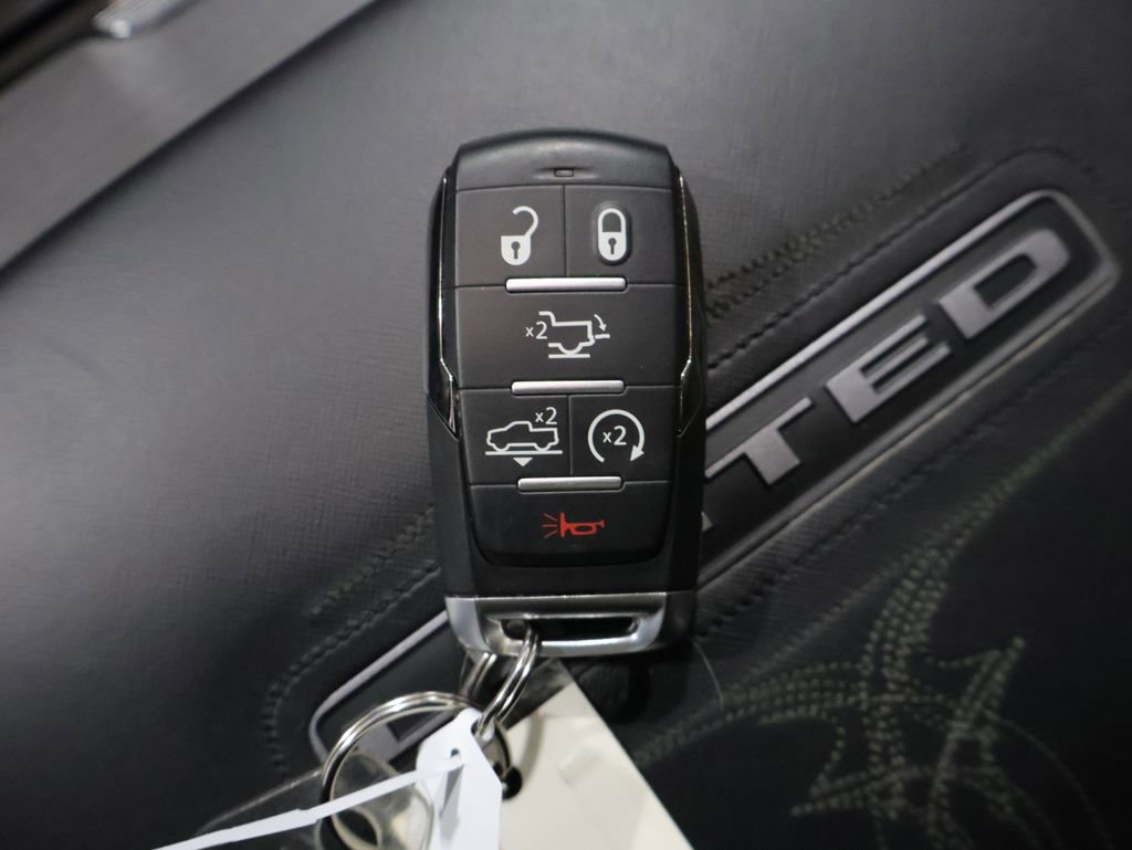 Certified 2022 RAM 1500 Limited w/ Night Edition image 29