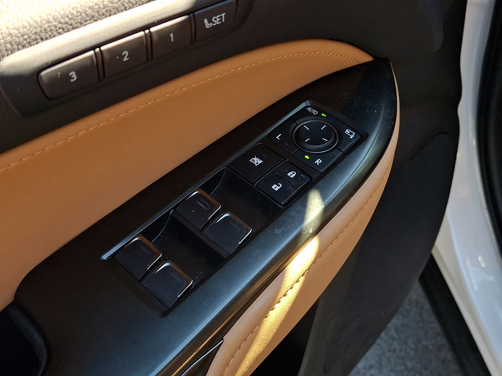 Certified 2025 Lexus NX 350 AWD w/ Cold Area Package image 26