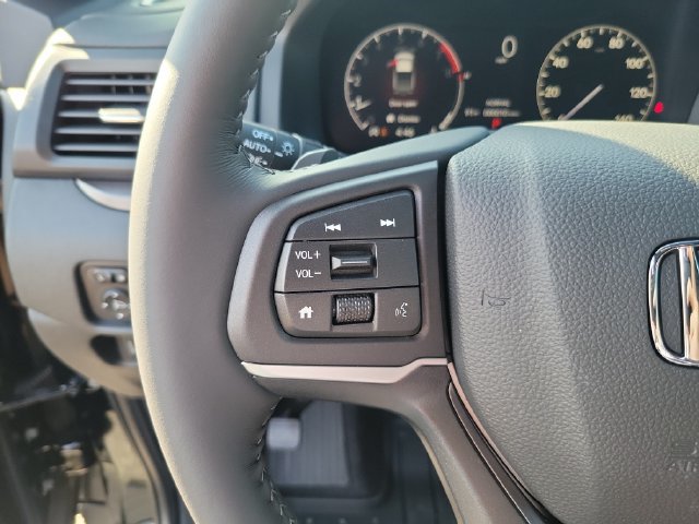 New 2026 Honda Ridgeline RTL image 17