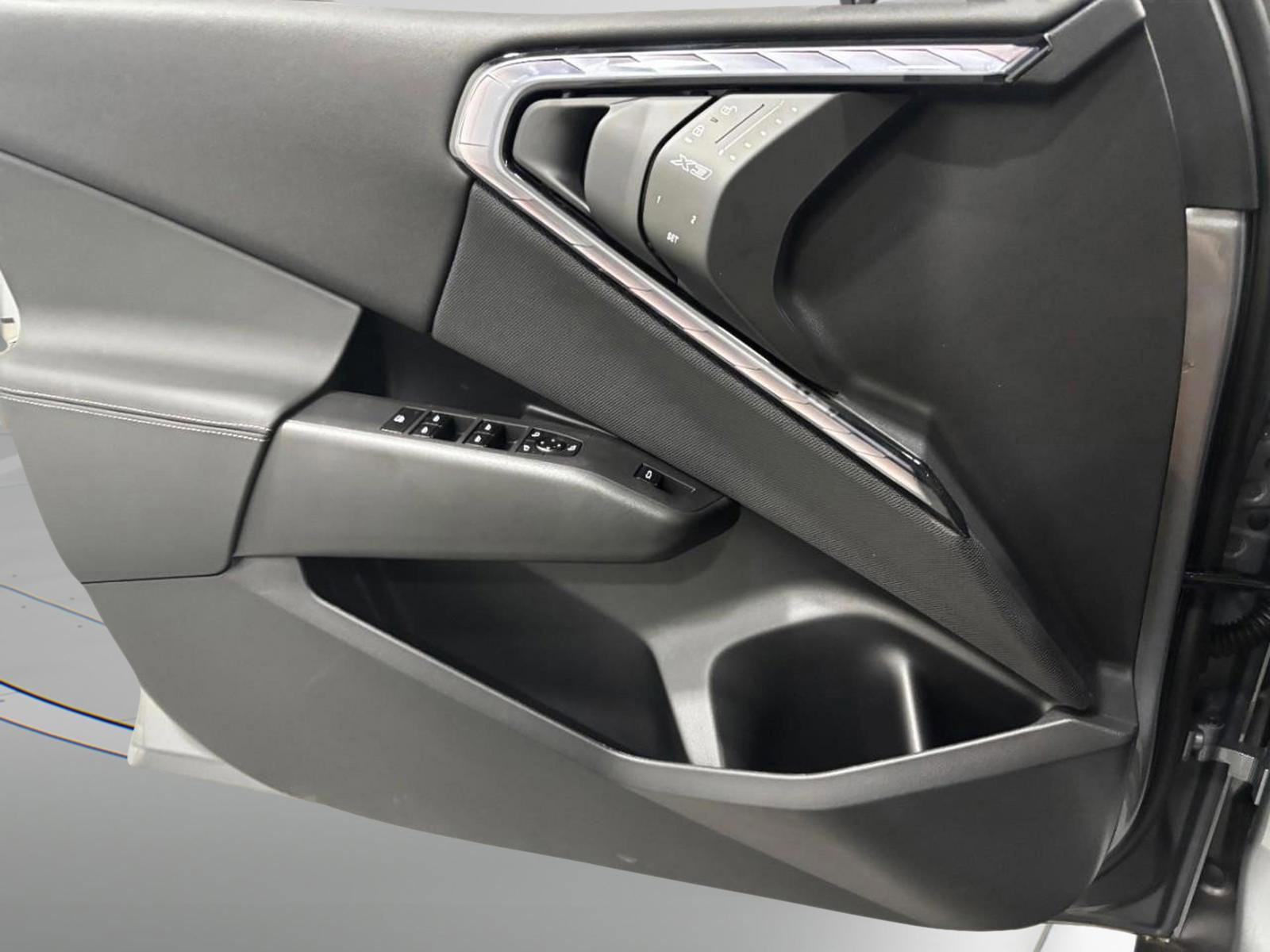 Certified 2025 BMW X3 xDrive30i w/ Premium Package image 32