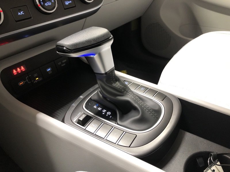 New 2026 Hyundai Kona SE image 30