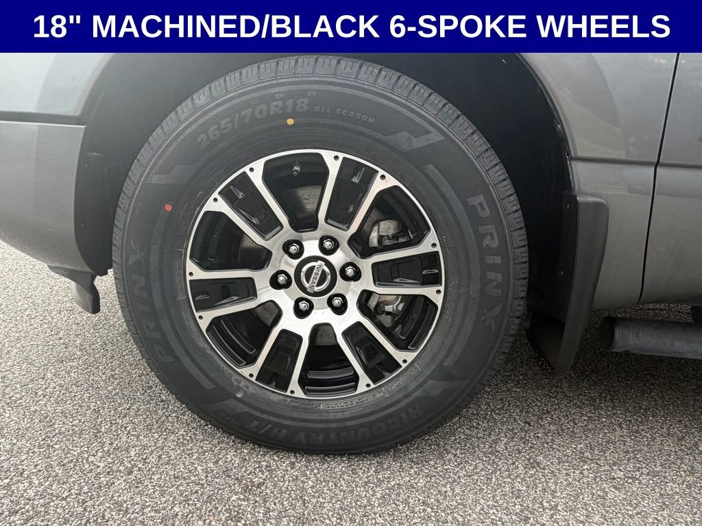 Used 2021 Nissan Titan SV w/ SV Convenience Package RWD image 5