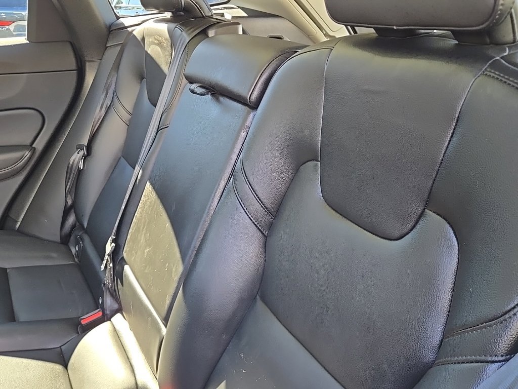 Certified 2024 Volvo XC60 B5 Core w/ Climate Package AWD/4WD image 18