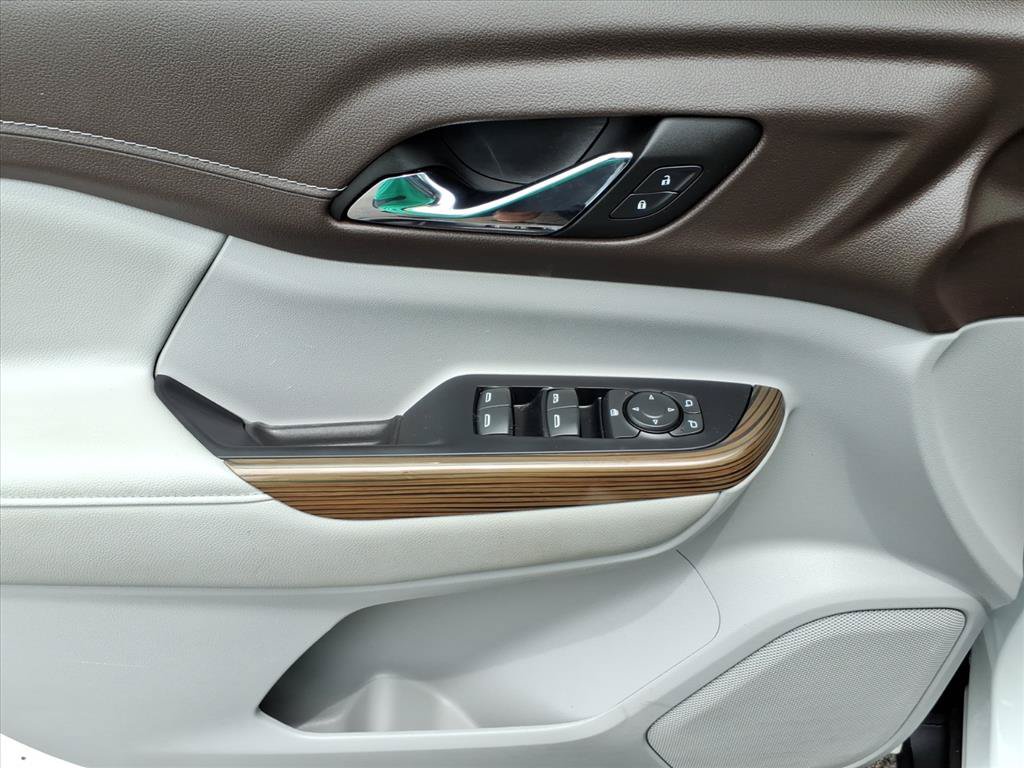 Used 2022 GMC Acadia SLE FWD image 19