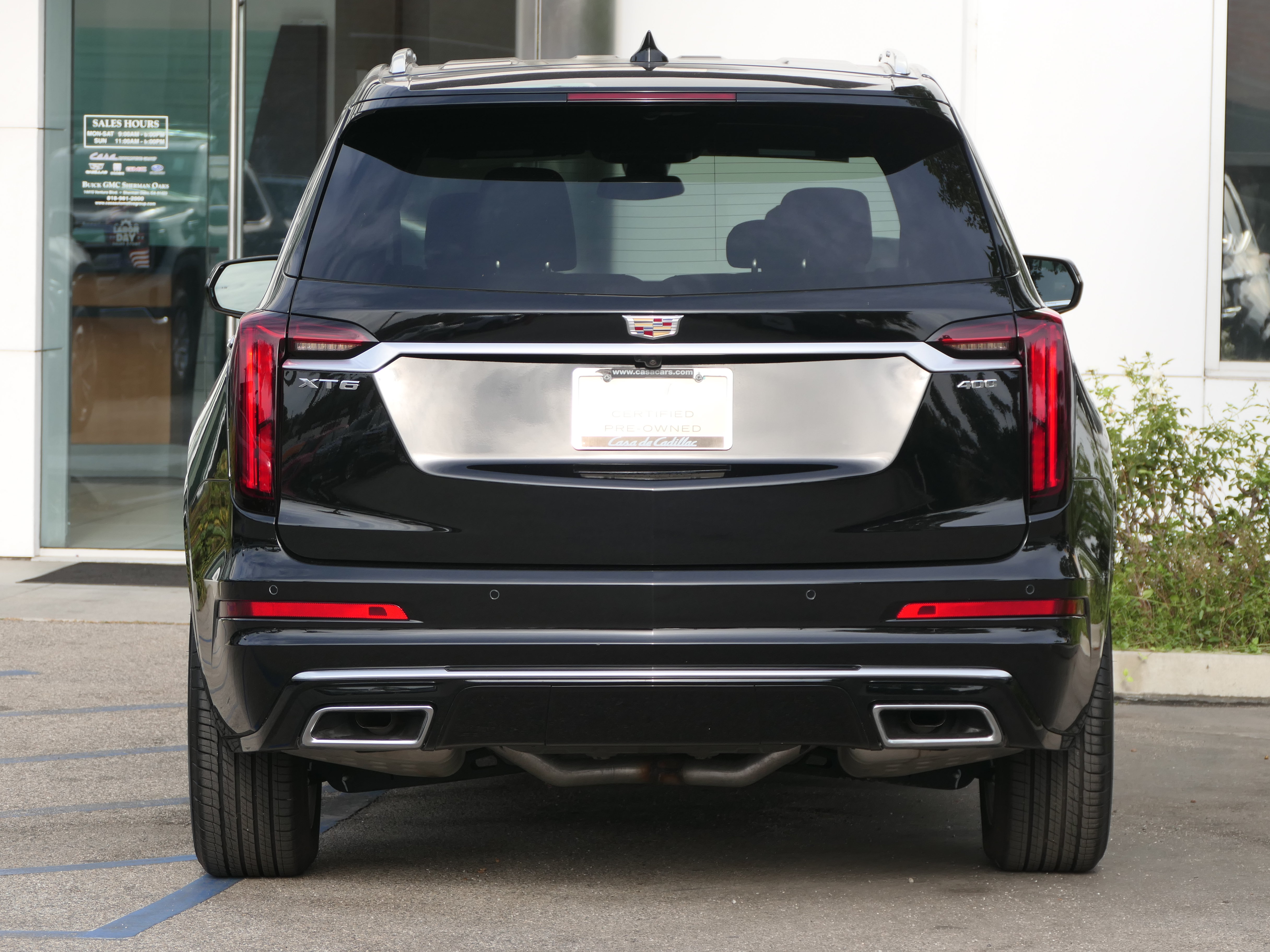 Certified 2025 Cadillac XT6 Premium Luxury FWD image 4