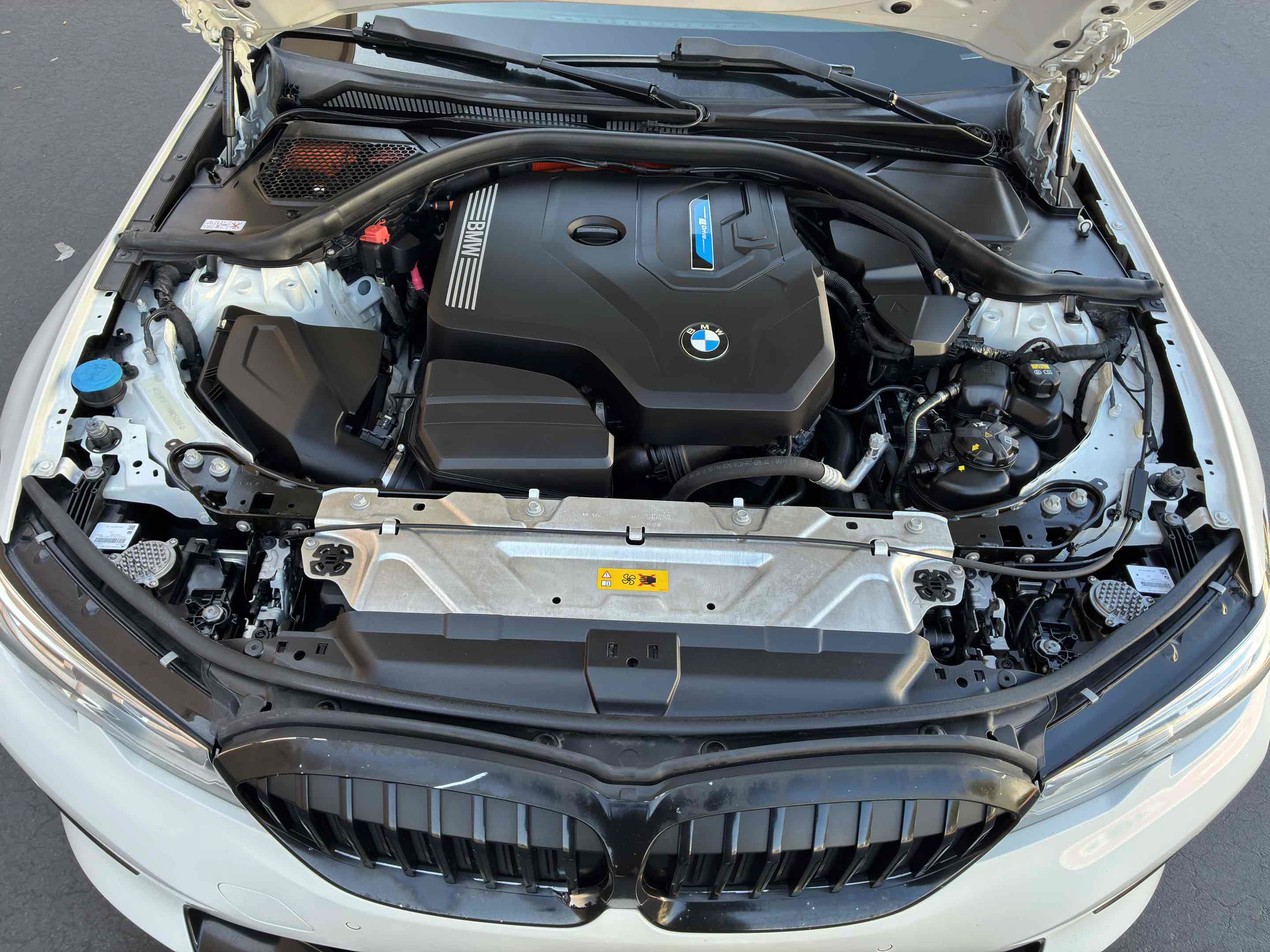 Used 2022 BMW 330e w/ Driving Assistance Package RWD image 63