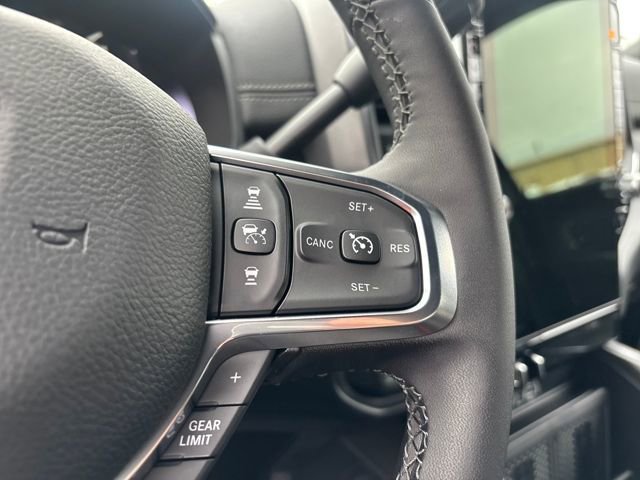 New 2026 RAM 2500 Laramie AWD/4WD image 18