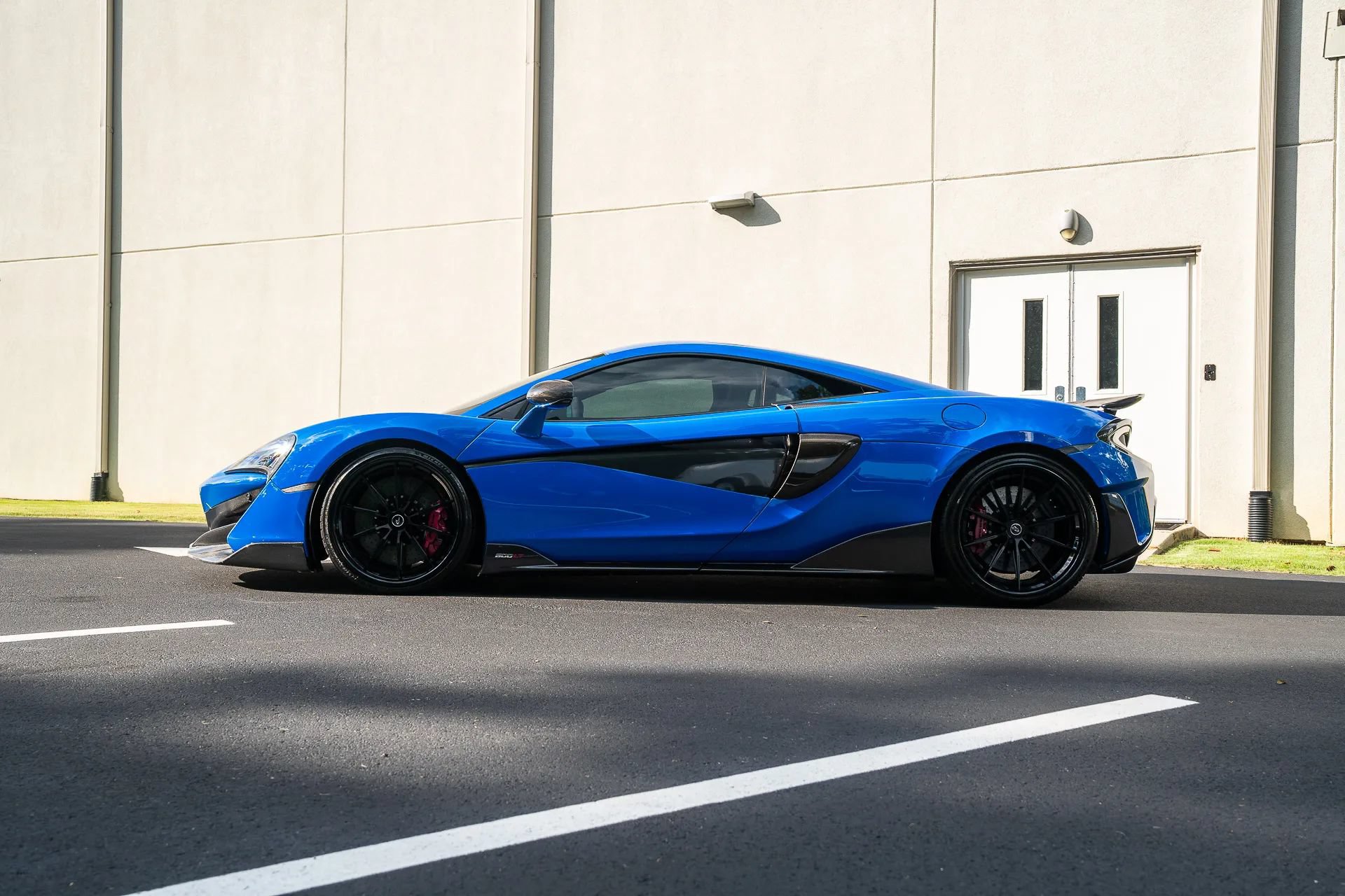 Used 2019 McLaren 600LT RWD image 6