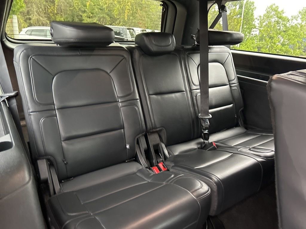 Used 2024 Lincoln Navigator L Premiere image 49