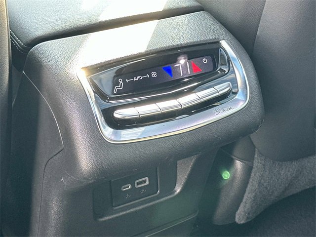 Used 2021 Cadillac XT6 Premium Luxury image 18