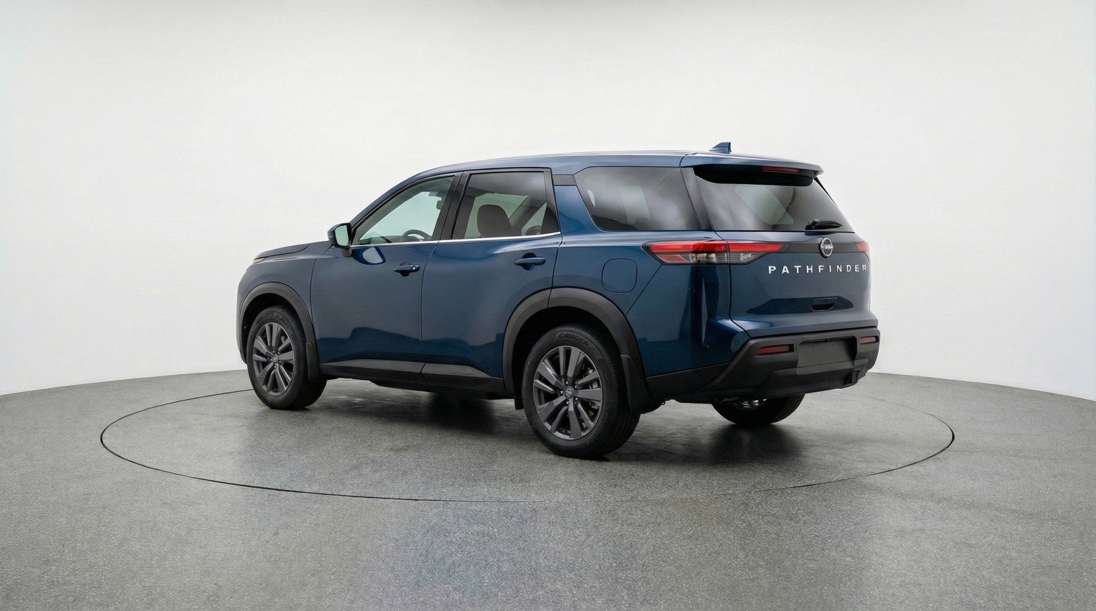 Used 2025 Nissan Pathfinder SV FWD image 6