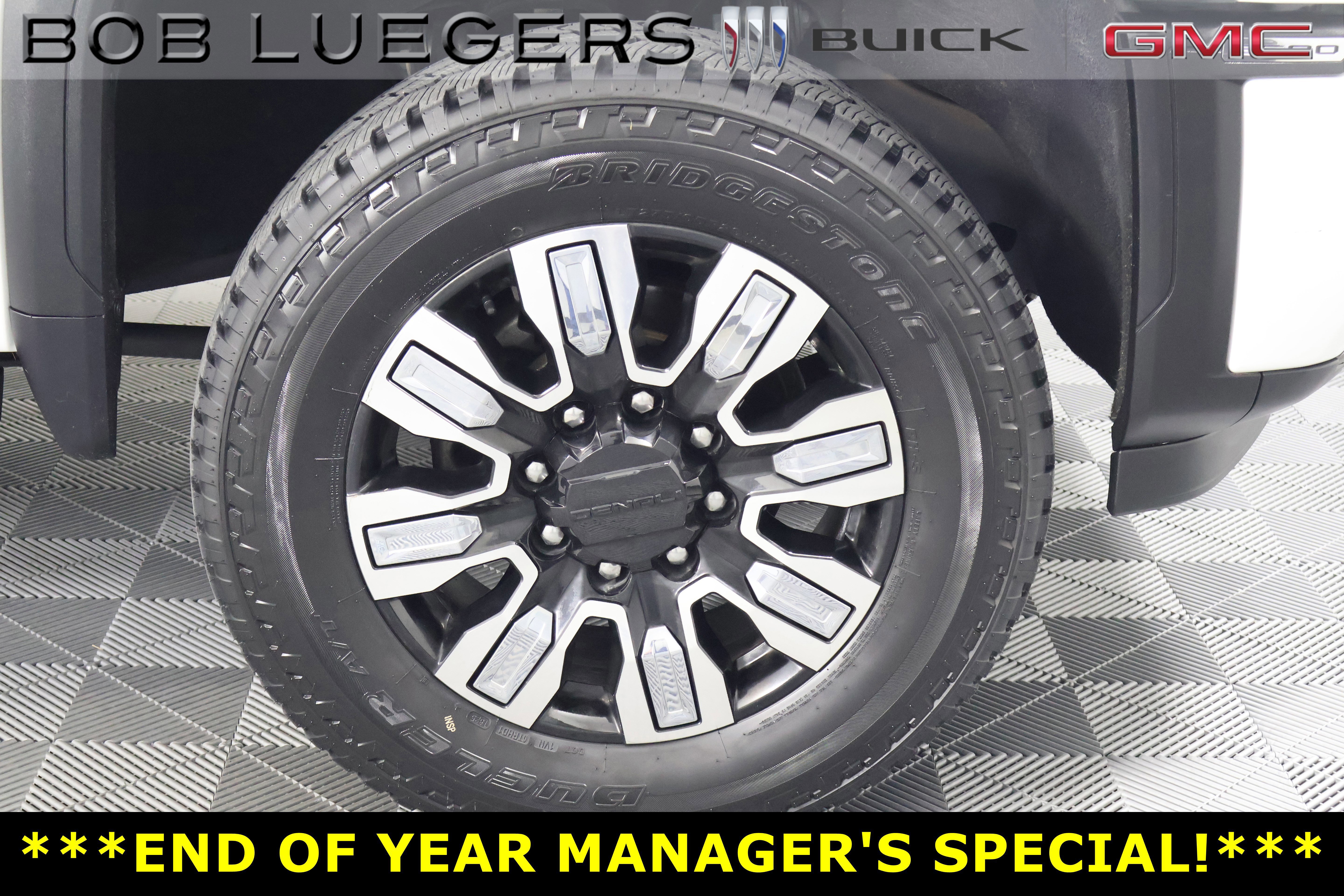 Used 2024 GMC Sierra 2500 Denali w/ Denali Reserve Package image 3