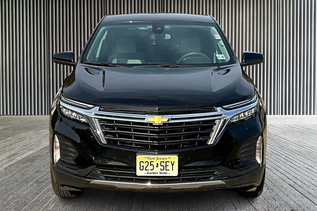 Used 2023 Chevrolet Equinox LT image 3