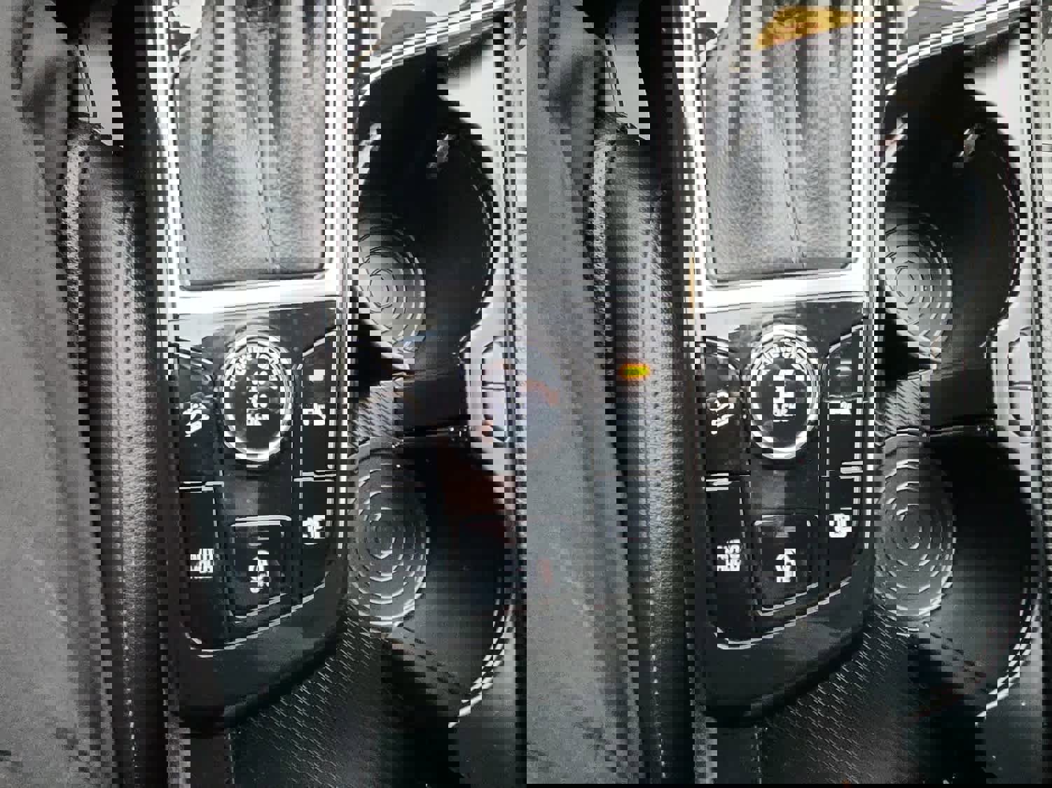 Used 2023 Kia Sportage EX image 25