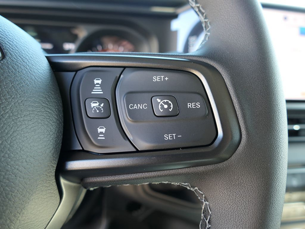 New 2026 Jeep Gladiator Rubicon w/ Safety Group AWD/4WD image 12