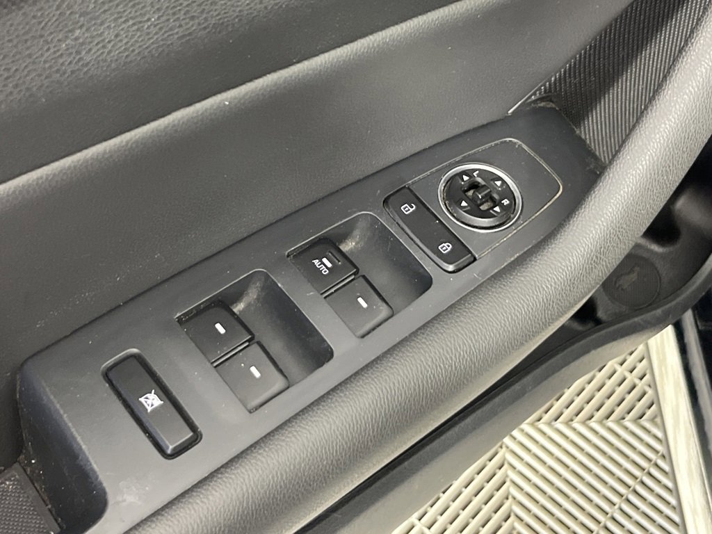 Used 2017 Hyundai Sonata Sport w/ Value Edition Package 02 image 25