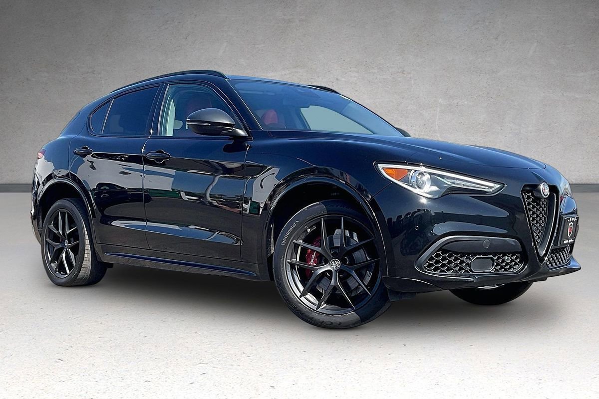 Used 2020 Alfa Romeo Stelvio Sport w/ Quick Order Package 22K Sport image 2