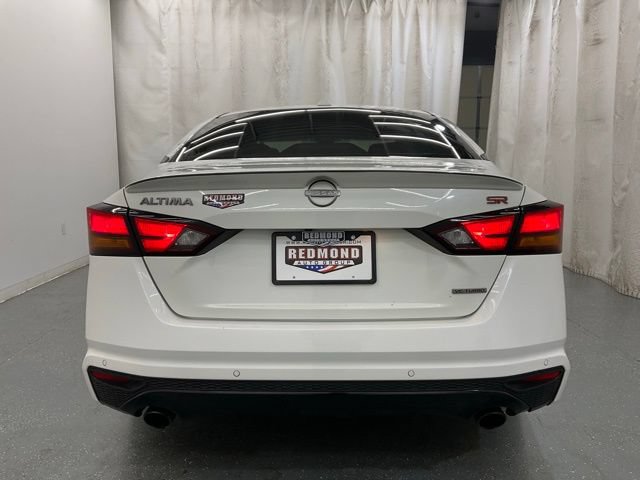 Used 2023 Nissan Altima 2.0 SR FWD image 6