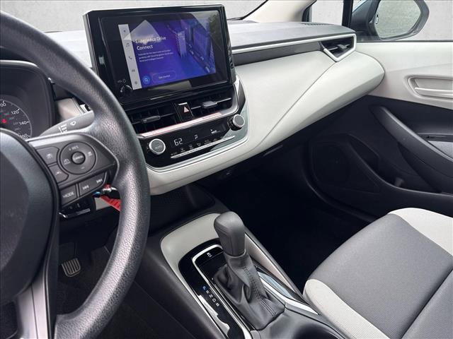 Certified 2025 Toyota Corolla LE FWD image 15
