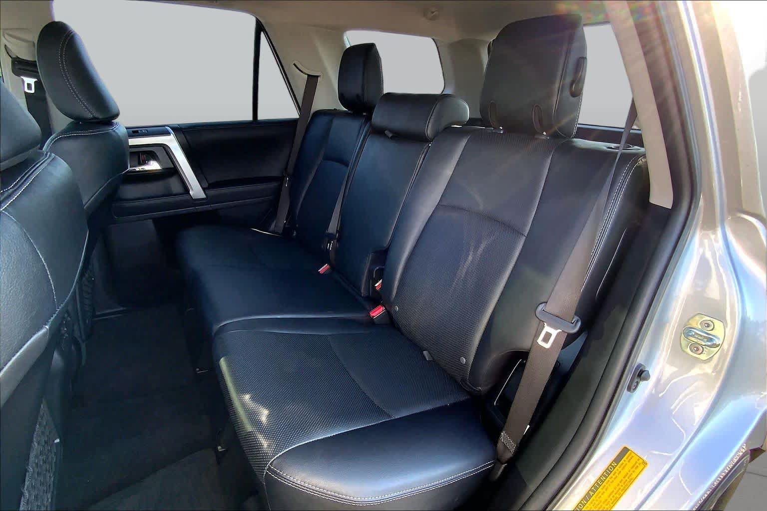 Used 2024 Toyota 4Runner Limited AWD/4WD image 21