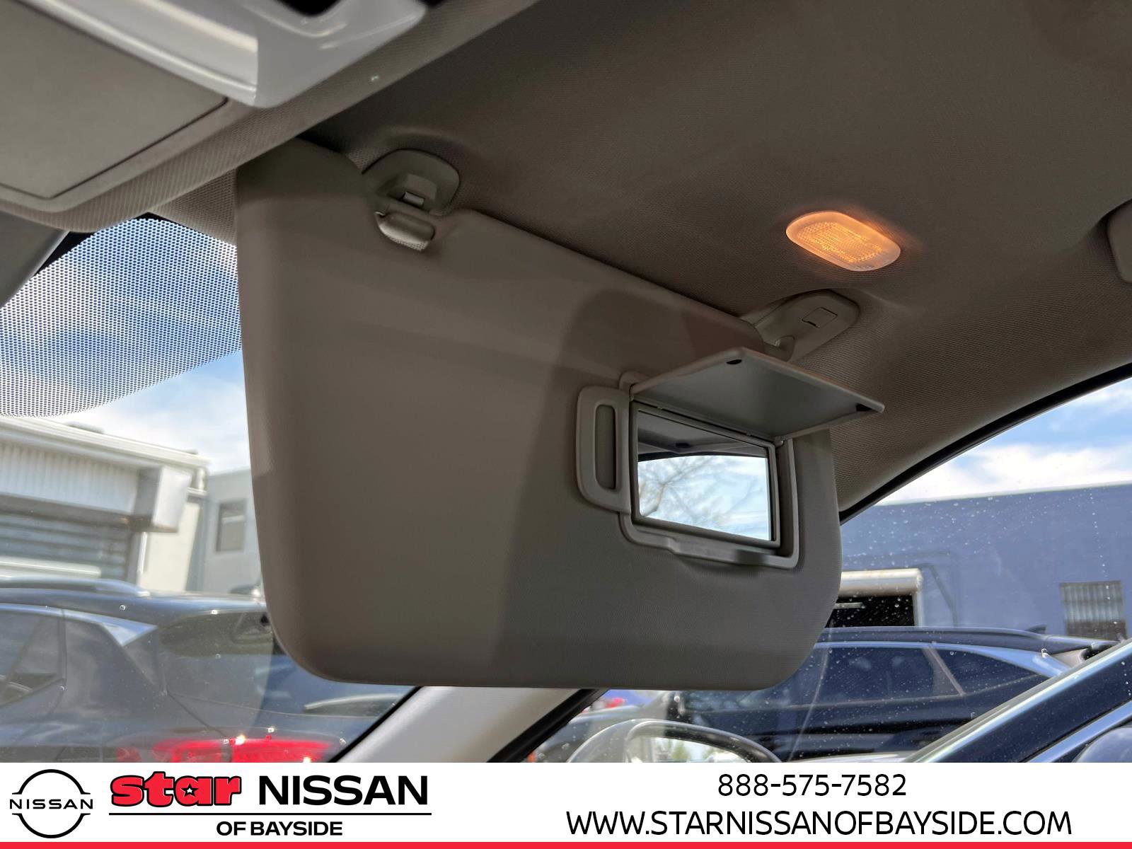 Used 2023 Nissan Rogue SL image 29