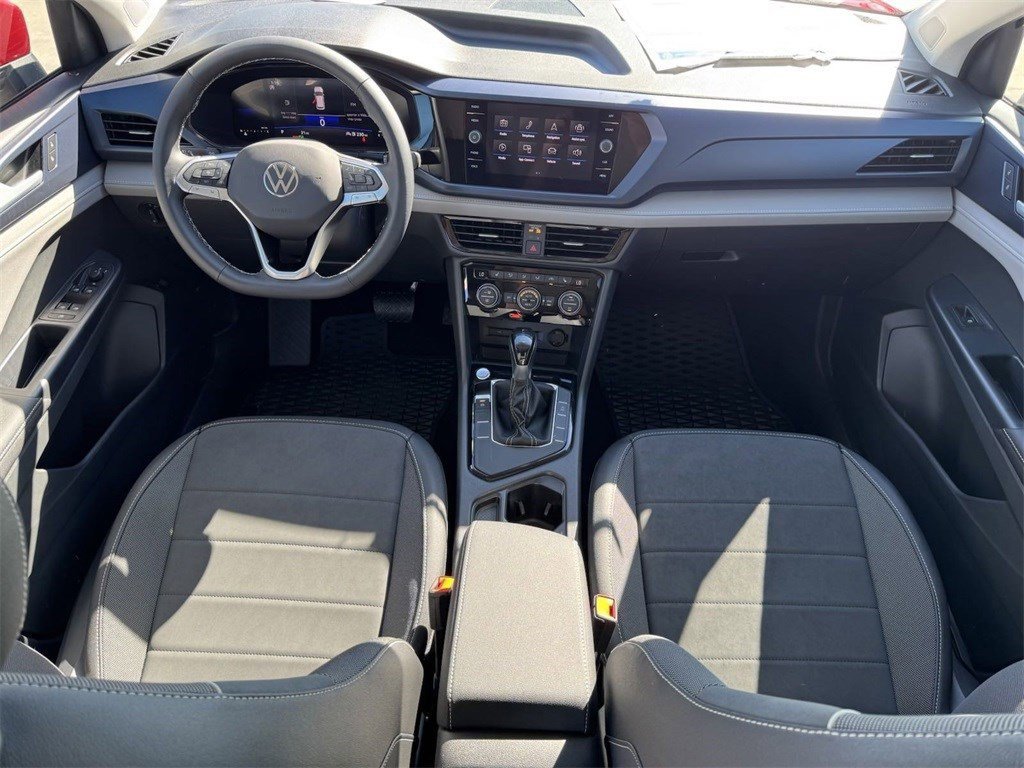 New 2024 Volkswagen Taos SE image 26
