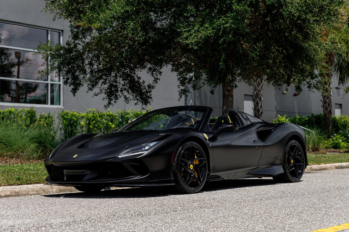 Used 2022 Ferrari F8 Tributo RWD image 26