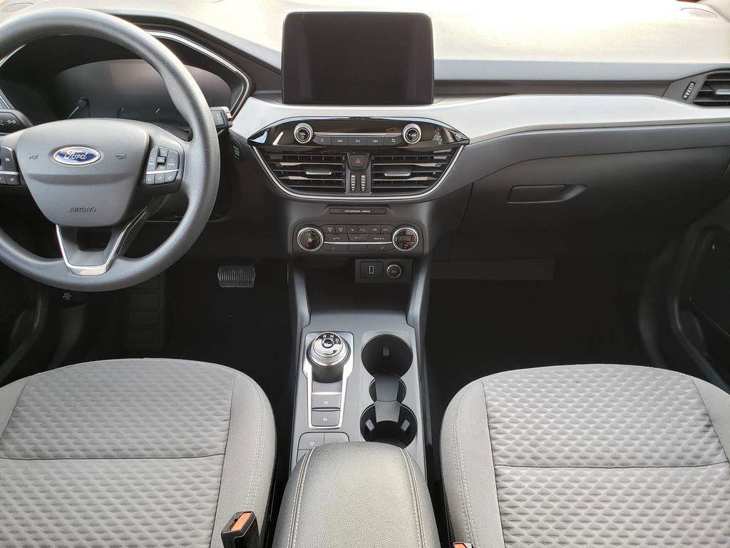Used 2020 Ford Escape SE image 12