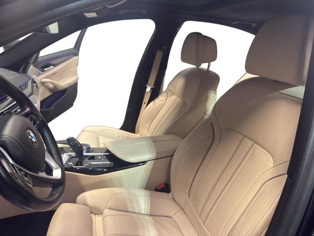 Used 2017 BMW 530i xDrive image 15