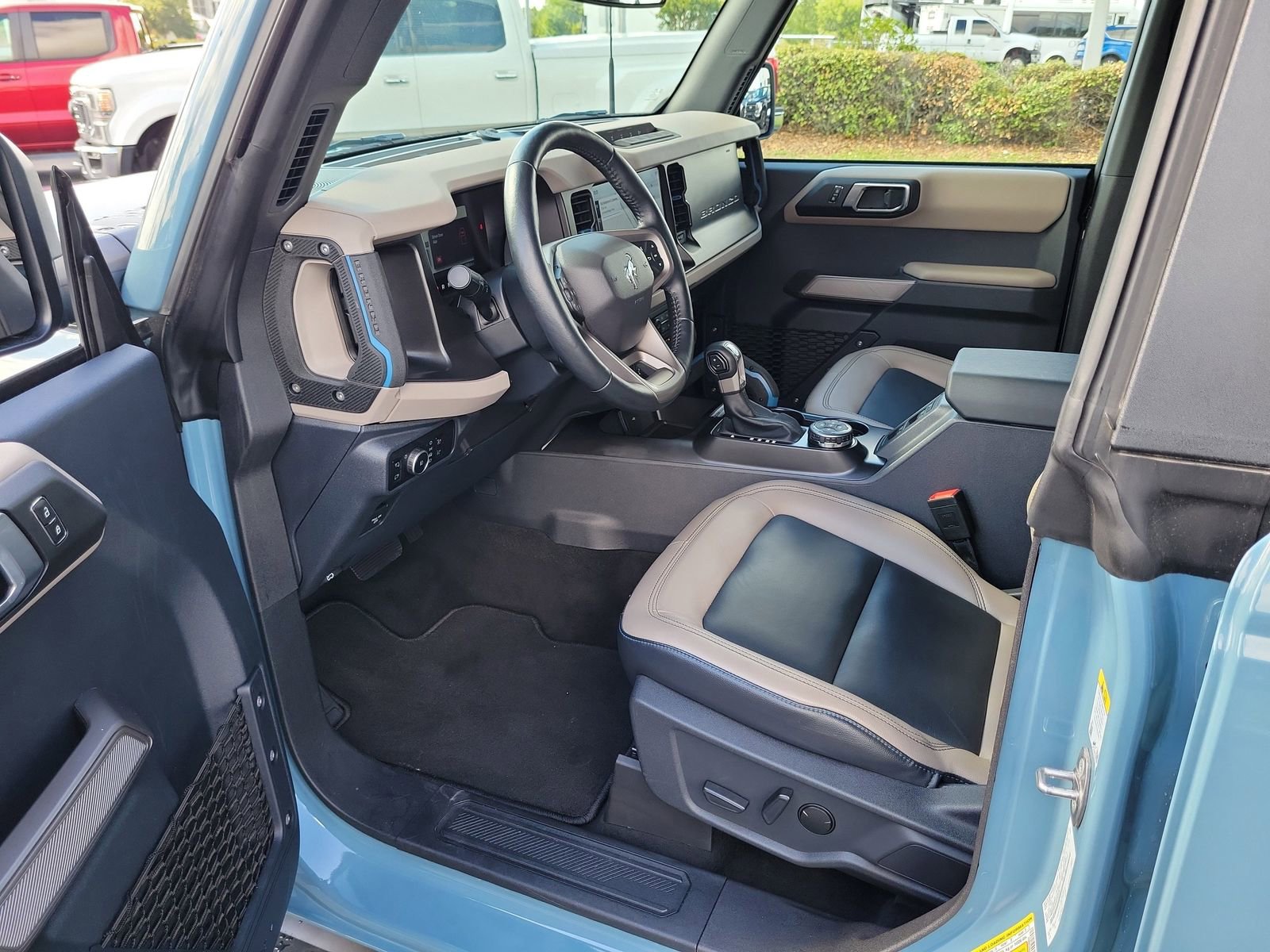Certified 2023 Ford Bronco Wildtrak AWD/4WD image 15