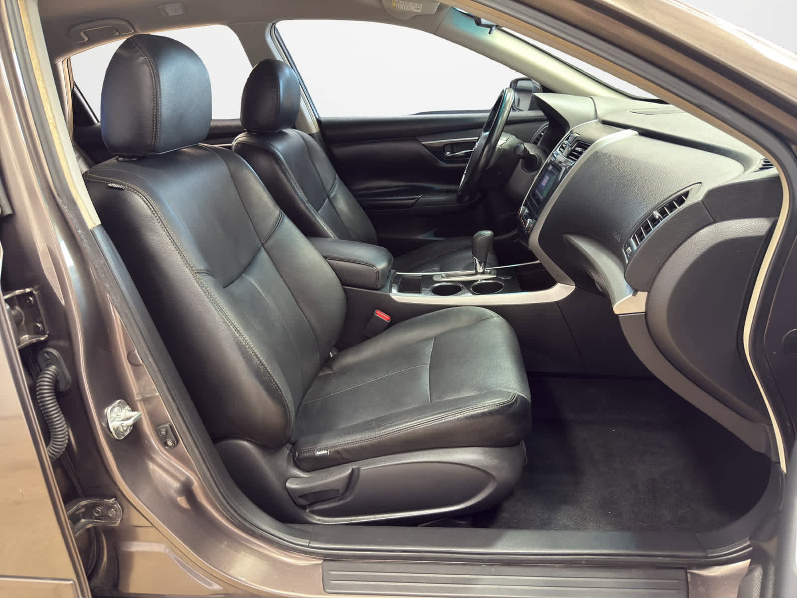 Used 2013 Nissan Altima 2.5 SV image 26