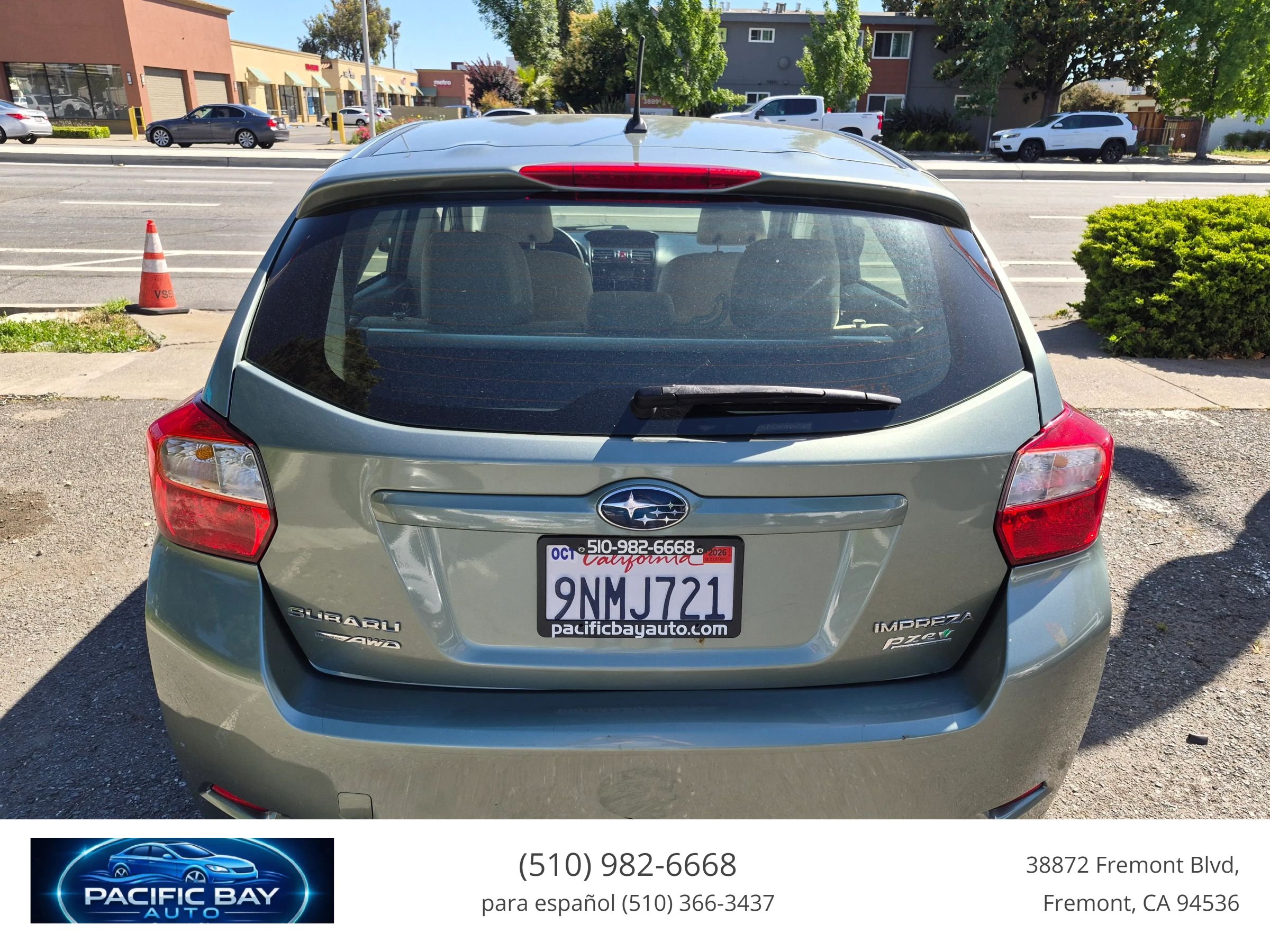 Used 2014 Subaru Impreza 2.0i Premium w/ All-Weather Package w/CVT AWD/4WD image 6