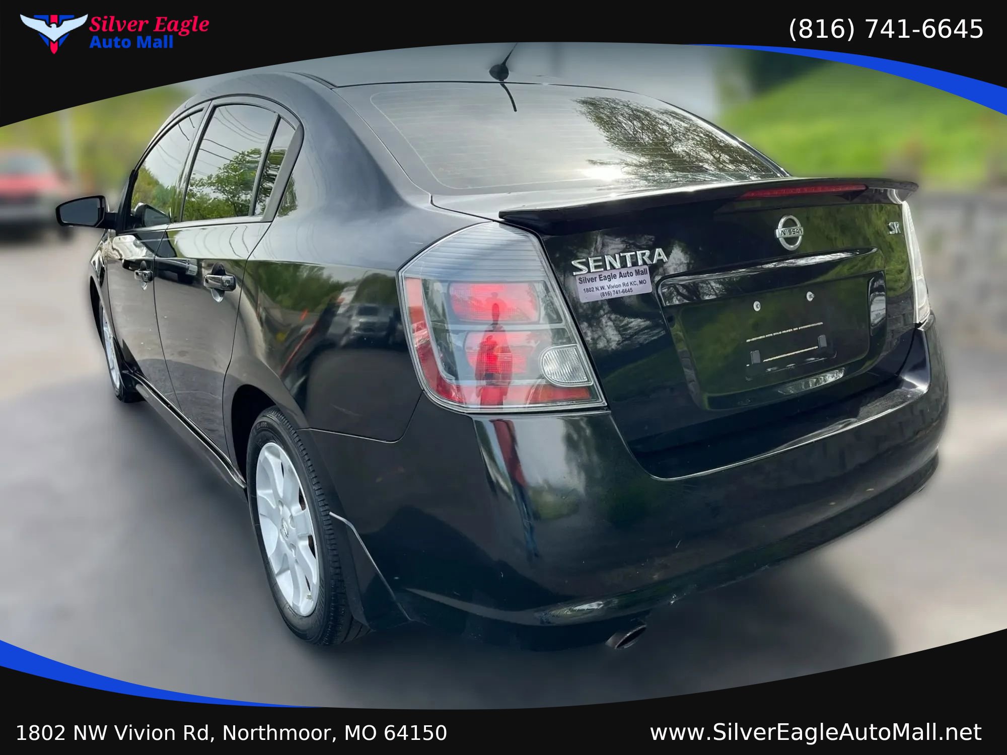 Used 2012 Nissan Sentra 2.0 SR w/ Convenience Pkg FWD image 3