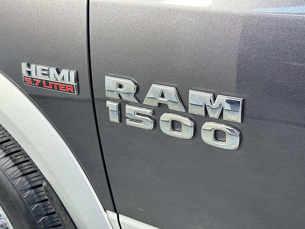 Used 2017 RAM 1500 Laramie image 28