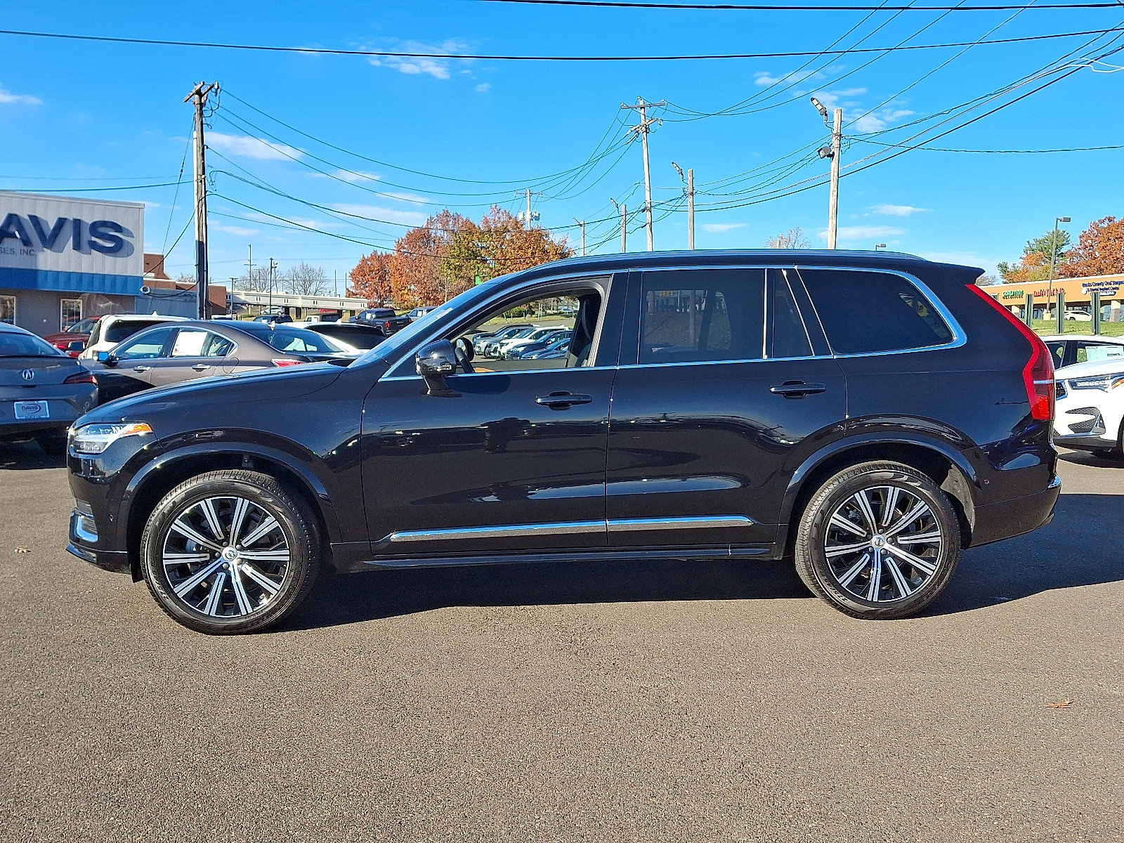 Used 2024 Volvo XC90 B6 Plus w/ Protection Package Premier image 7