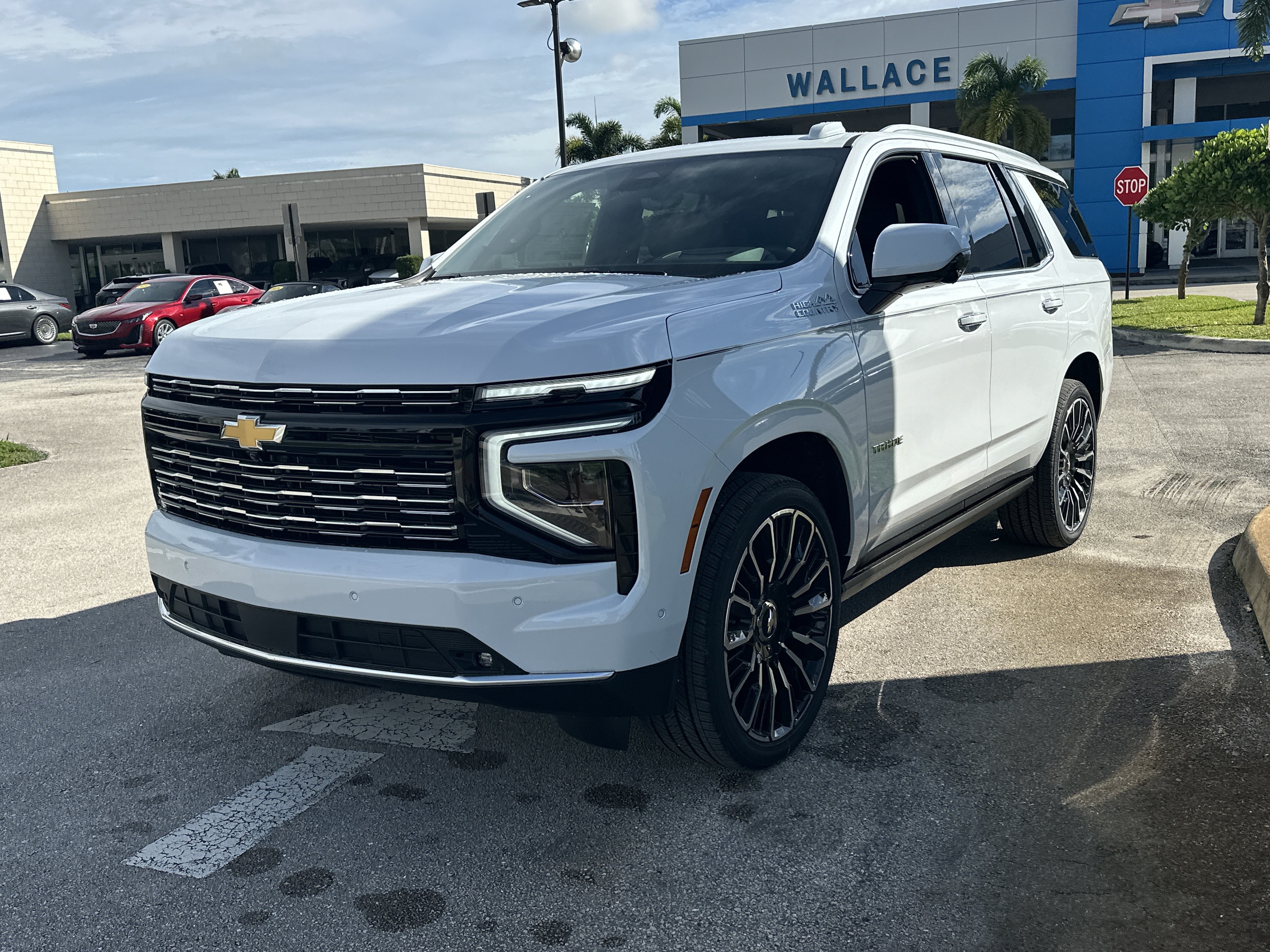 New 2026 Chevrolet Tahoe High Country AWD/4WD image 2