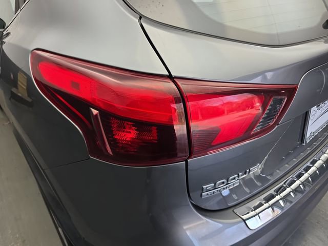 Used 2018 Nissan Rogue Sport SV image 18