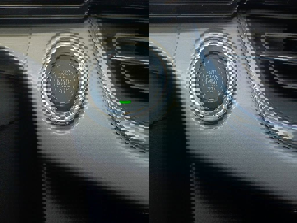 New 2026 Chevrolet Trax LT w/ Sunroof Package image 20