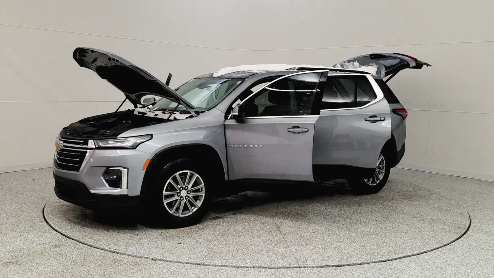 Used 2023 Chevrolet Traverse LT image 10