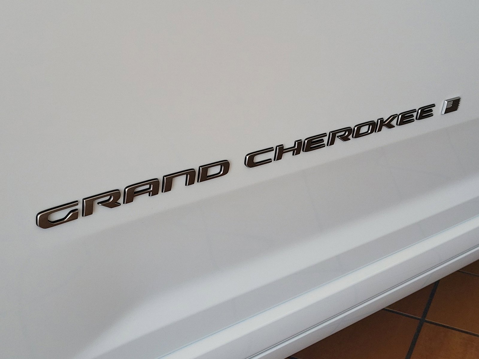 New 2025 Jeep Grand Cherokee L Overland w/ Luxury Tech Group IV image 25