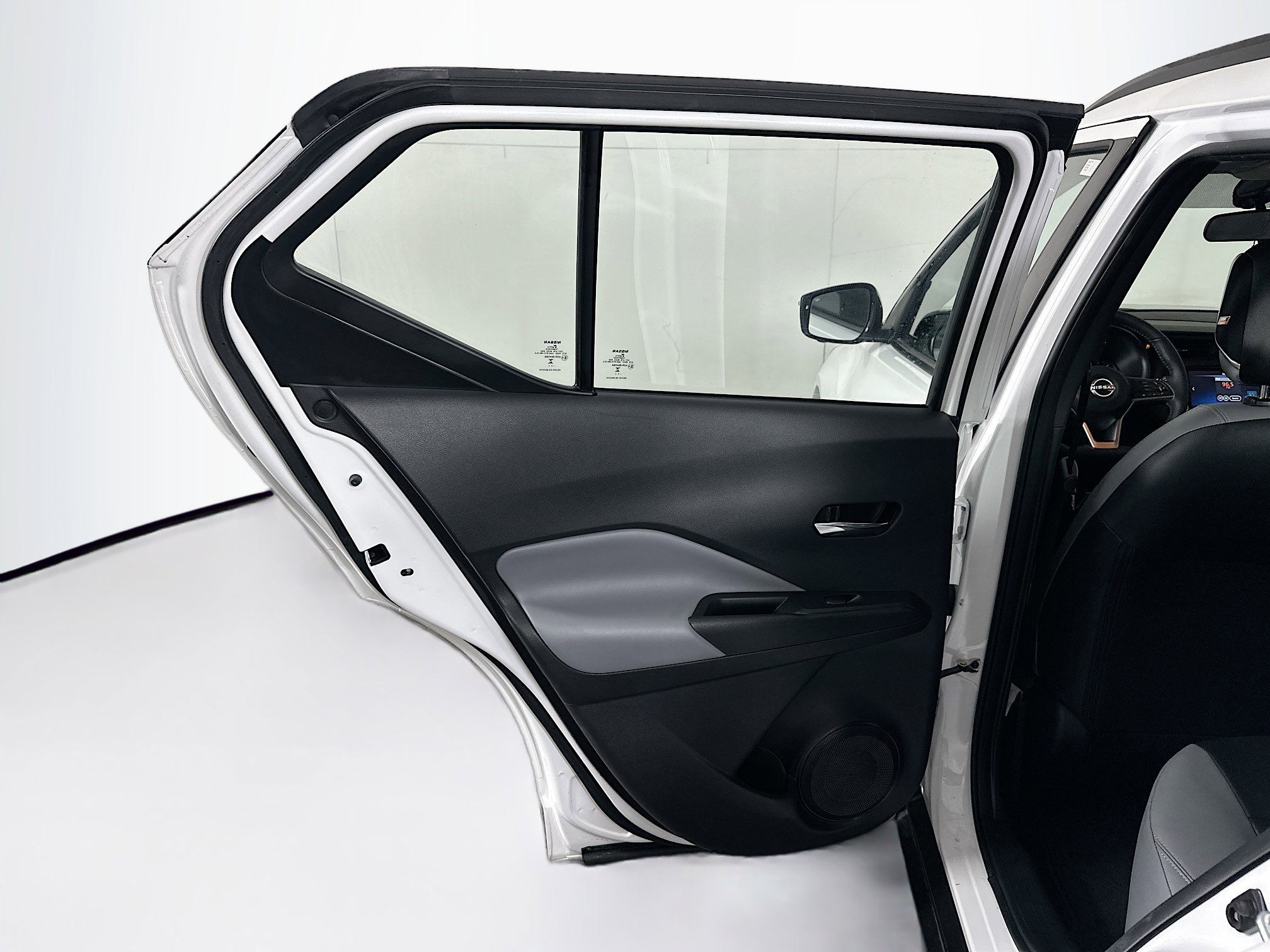 Used 2024 Nissan Kicks SR w/ SR Premium Package image 26