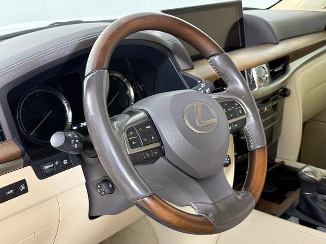 Used 2021 Lexus LX 570 4WD w/ Luxury Package image 20