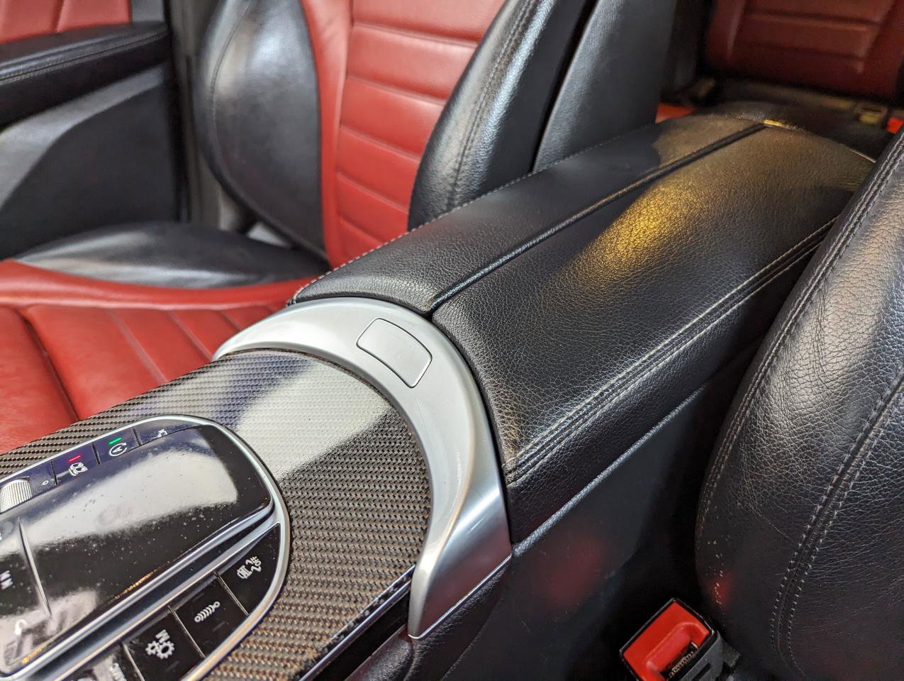 Used 2022 Mercedes-Benz GLC 43 AMG 4MATIC w/ Multimedia Package Lite image 30