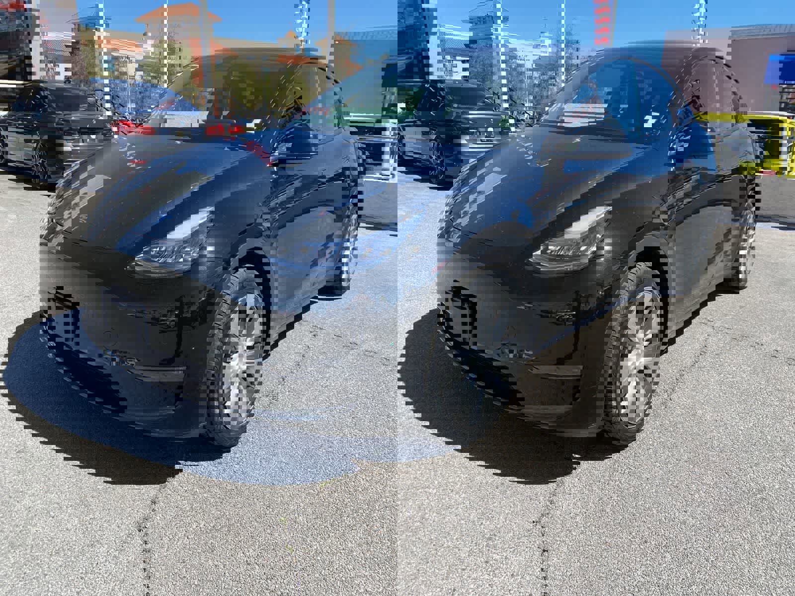 Used 2020 Tesla Model Y Long Range video 1