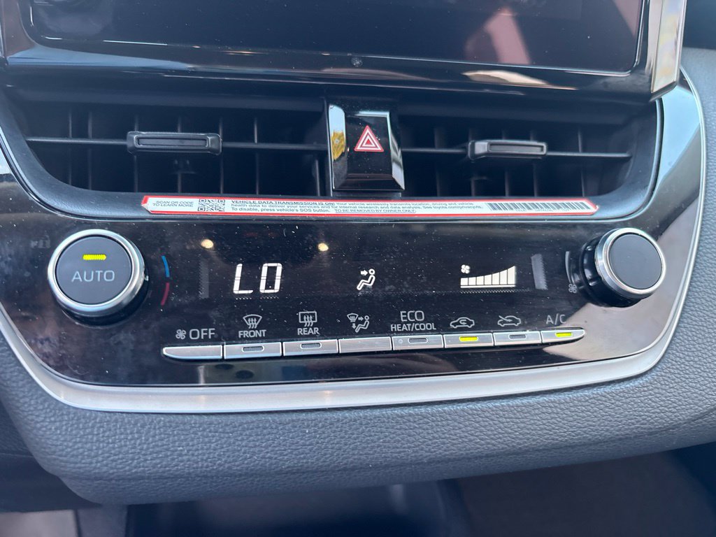 Used 2025 Toyota Corolla LE FWD image 22