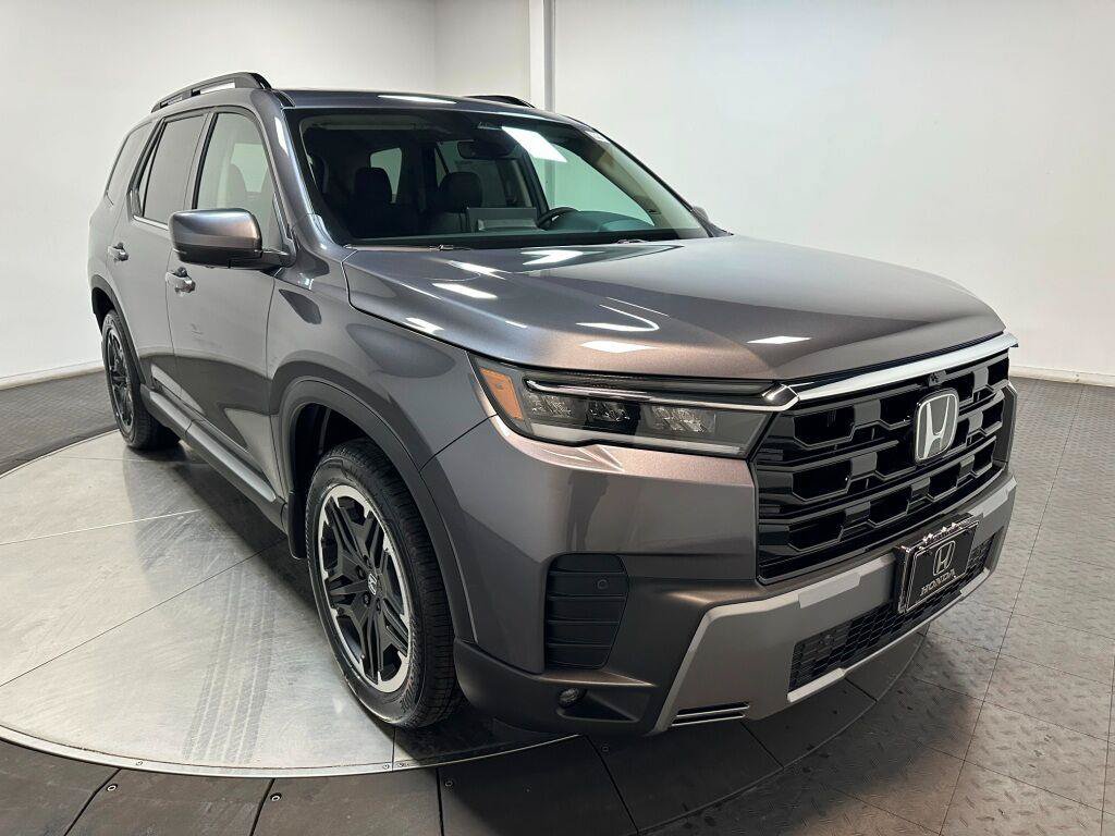 New 2026 Honda Pilot image 2
