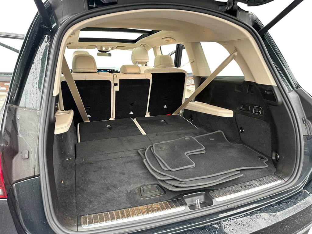 Used 2023 Mercedes-Benz GLS 450 4MATIC image 29
