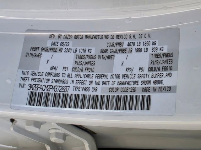Used 2023 MAZDA MAZDA3 s image 32