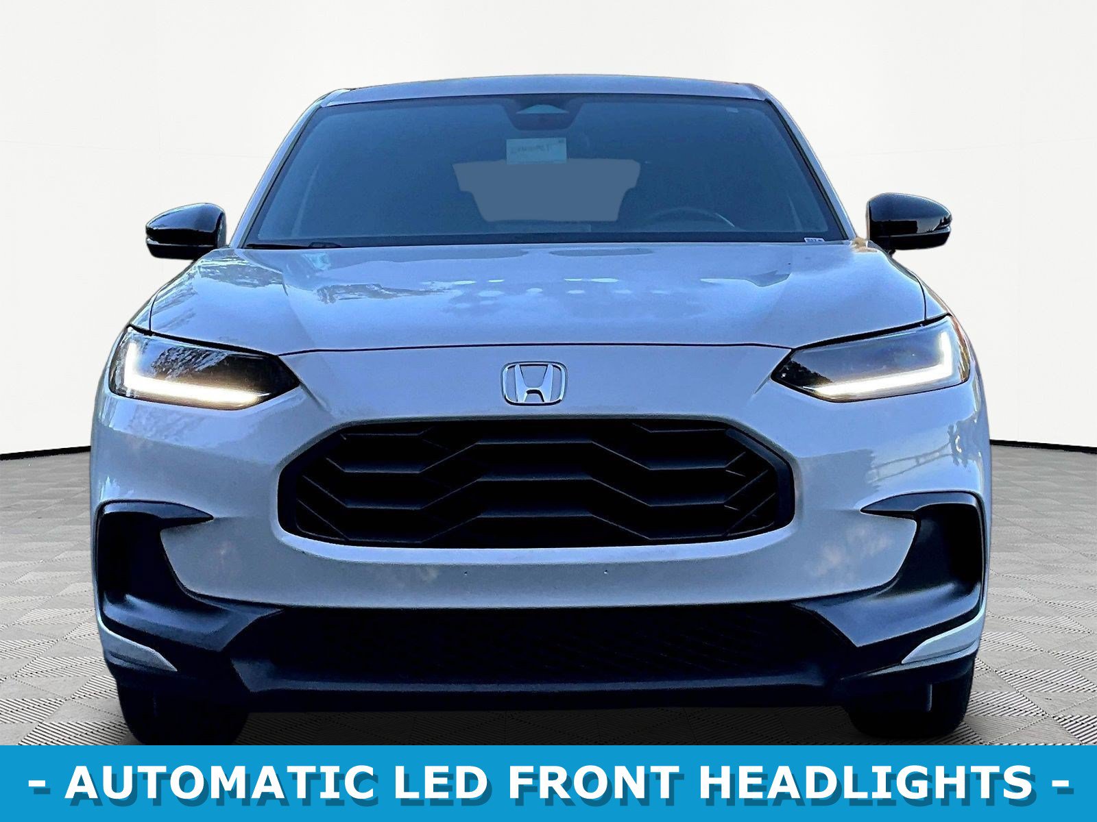 Used 2024 Honda HR-V Sport image 2